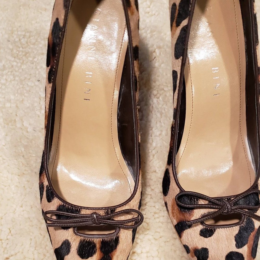 Heels Shoes - Picture 2 of 7